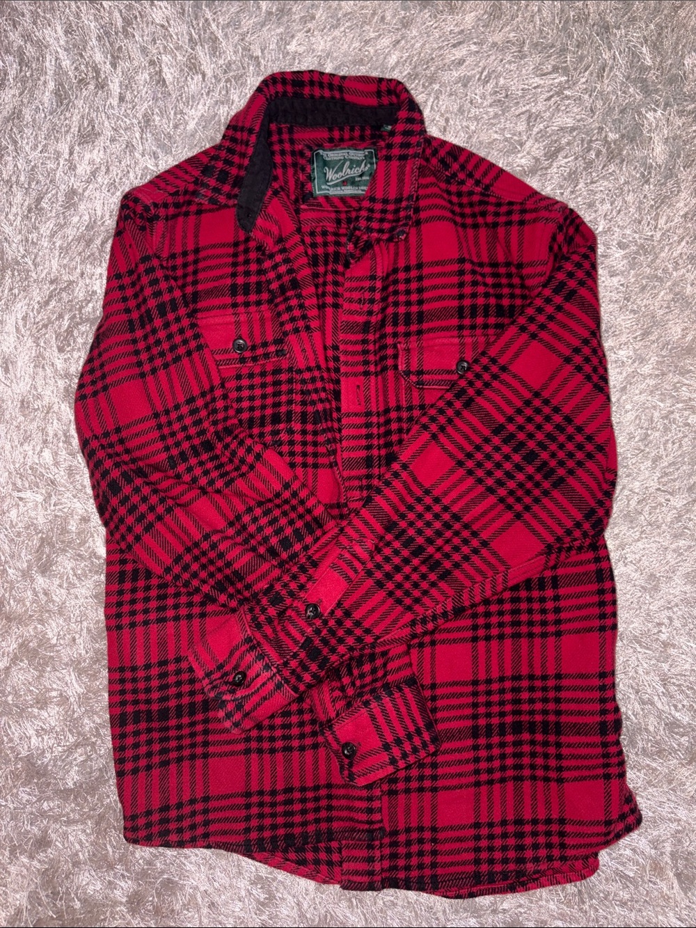 Woolrich Red and Black Plaid Button-Up Shirt - UNISEX